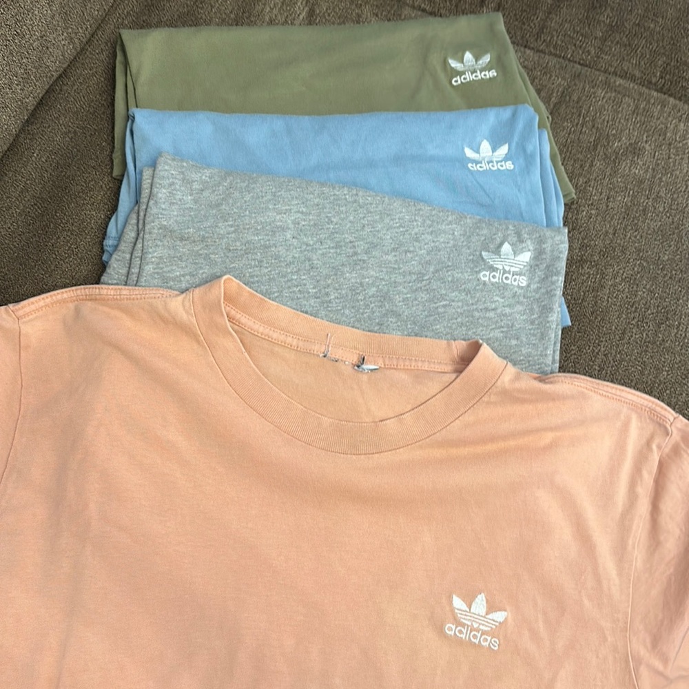 Adidas T-shirt’s
